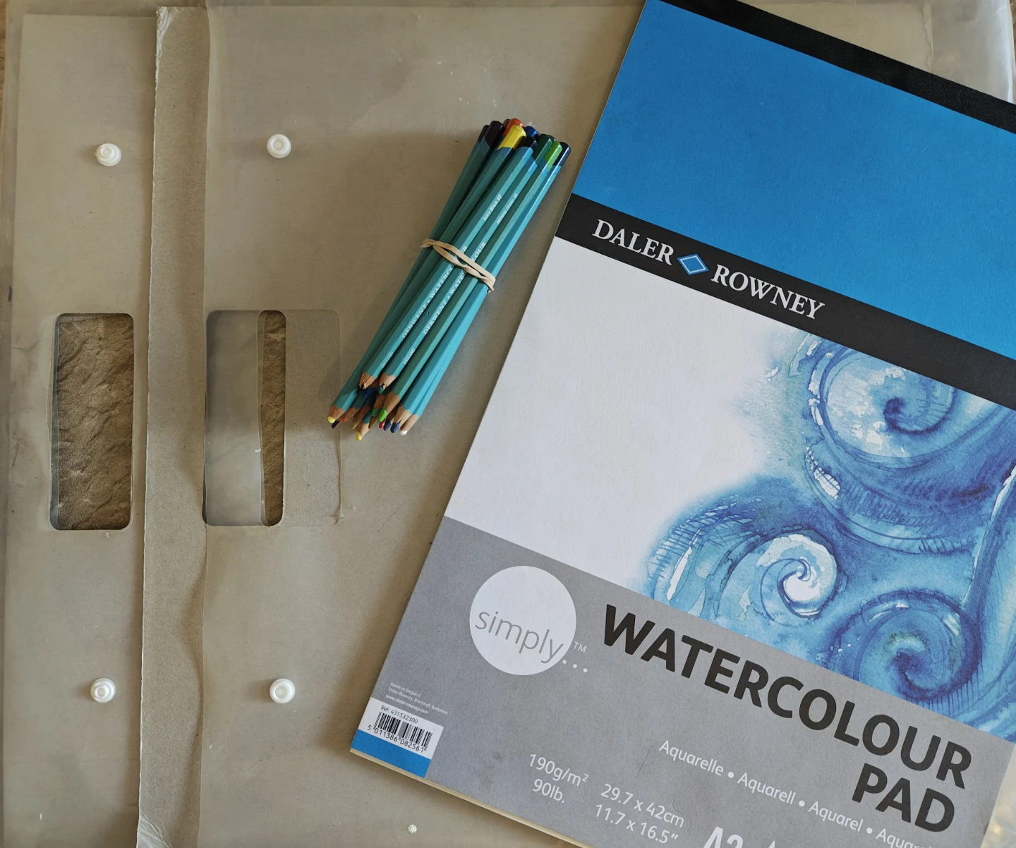Vintage Derwent Watercolour Pencils (20) + Daler Rowney Pad - photo 3