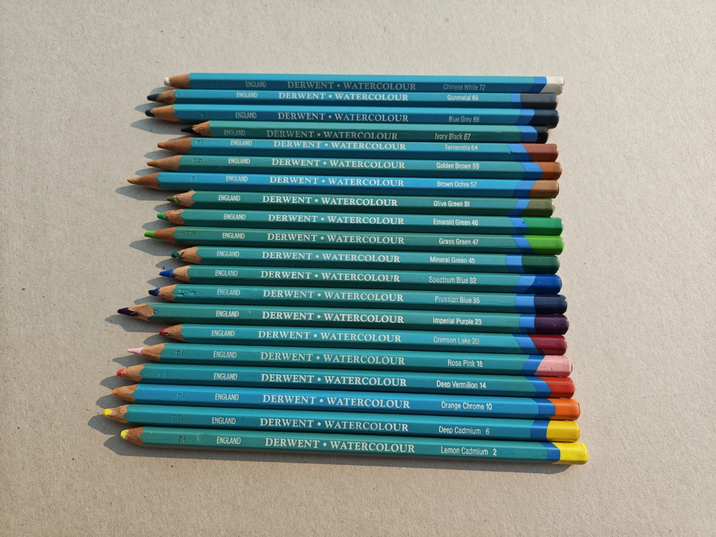 Vintage Derwent Watercolour Pencils (20) + Daler Rowney Pad