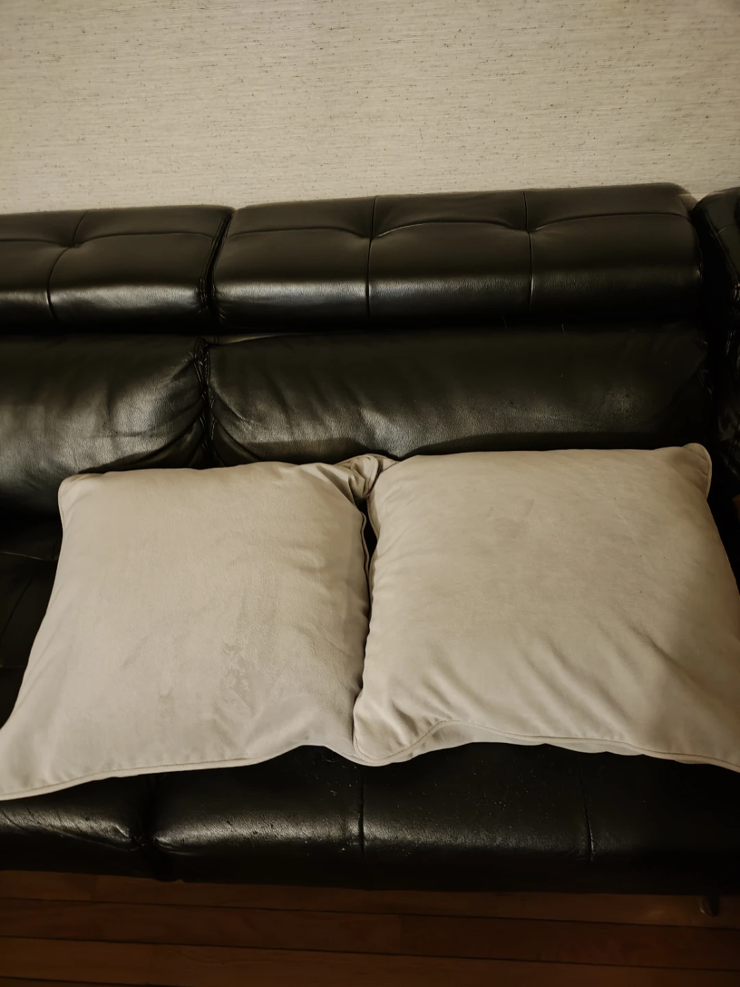 Light Gray/Green Throw Pillows - Set of 2 - photo 3