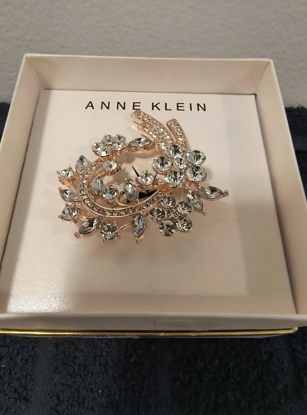 Anne Klein Brooch with Crystals - photo 2