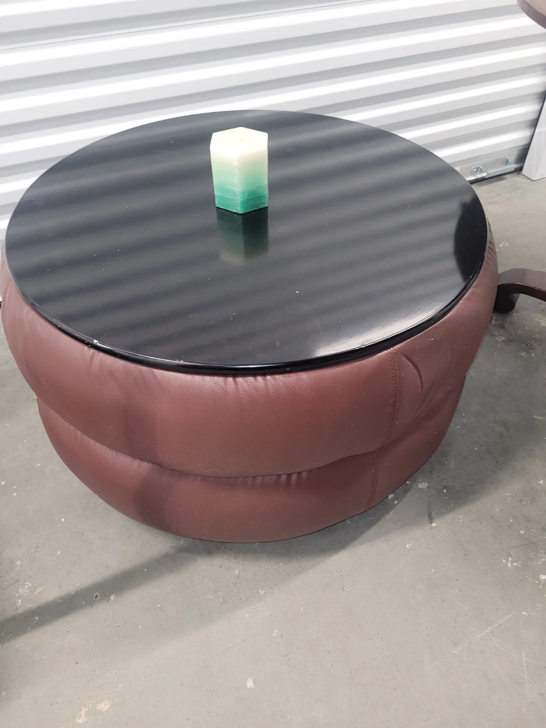 Round Coffee Table Ottoman with Faux Leather Upholstery