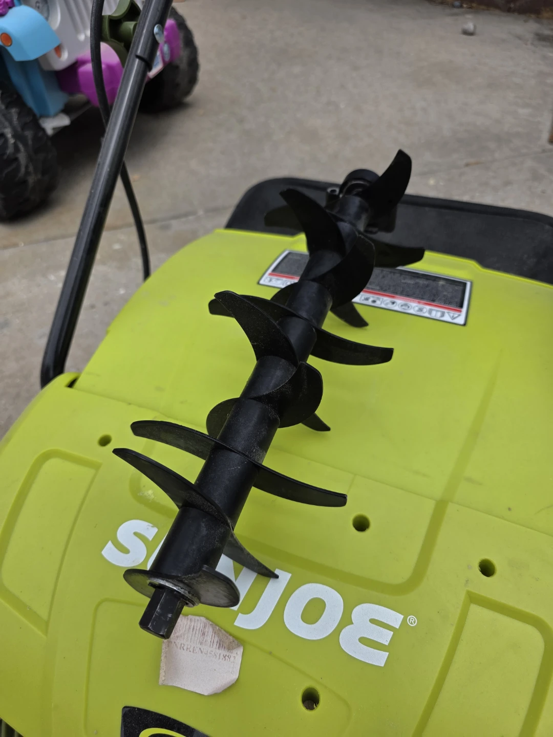 Sun Joe Electric Dethatcher/Scarifier - photo 4