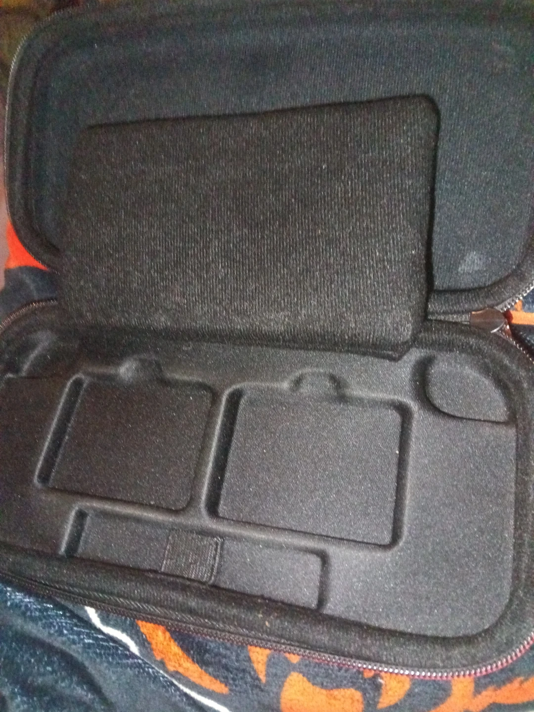 Nintendo Switch Carrying Case - photo 3