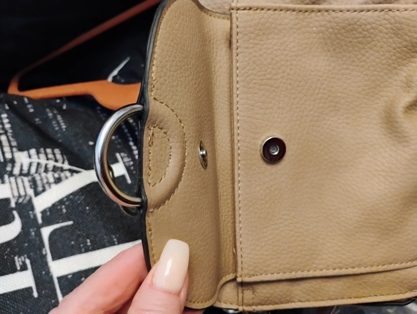 Tan Crossbody Purse - photo 2