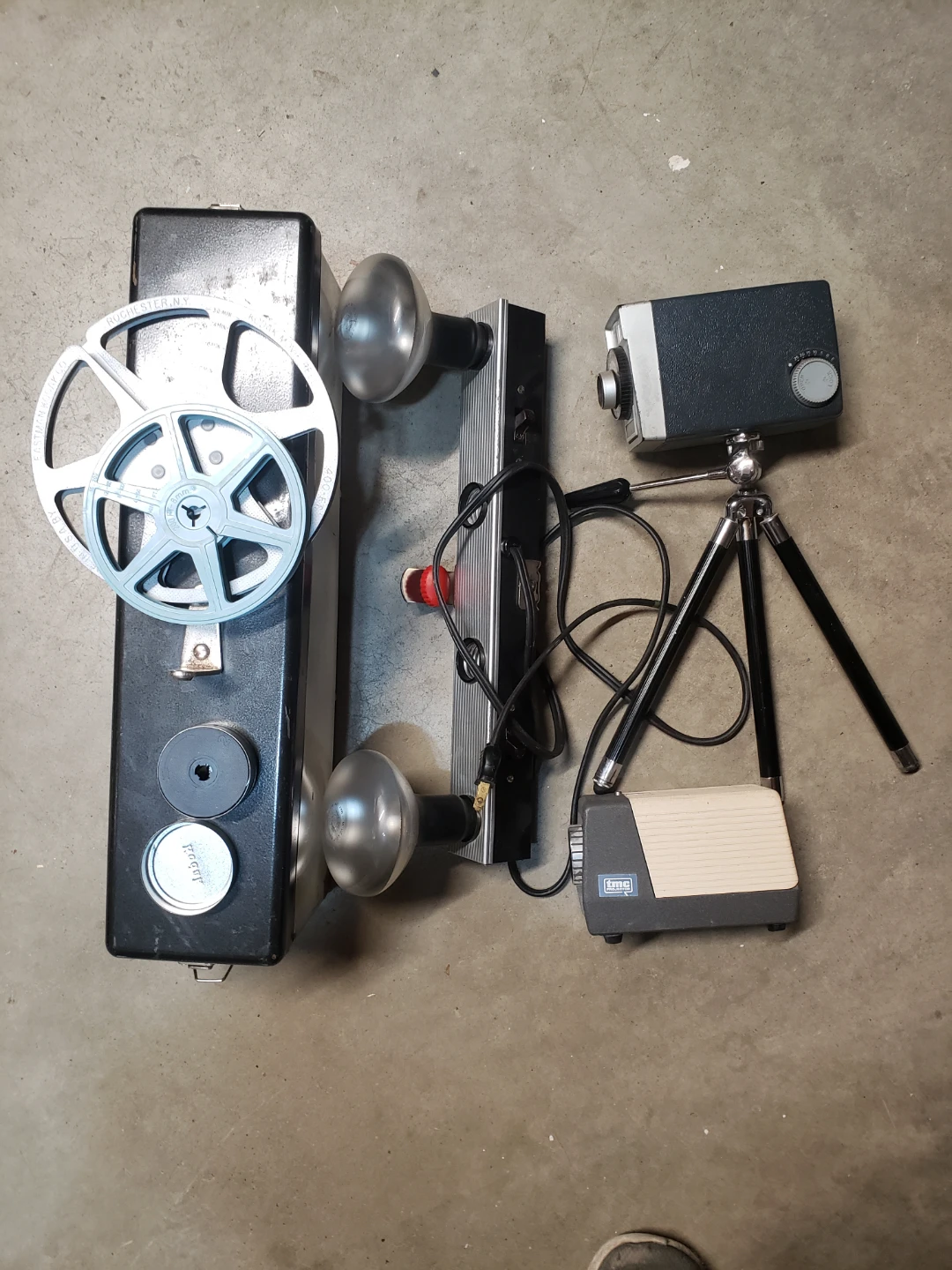 Vintage Movie Camera, Kodak - photo 4