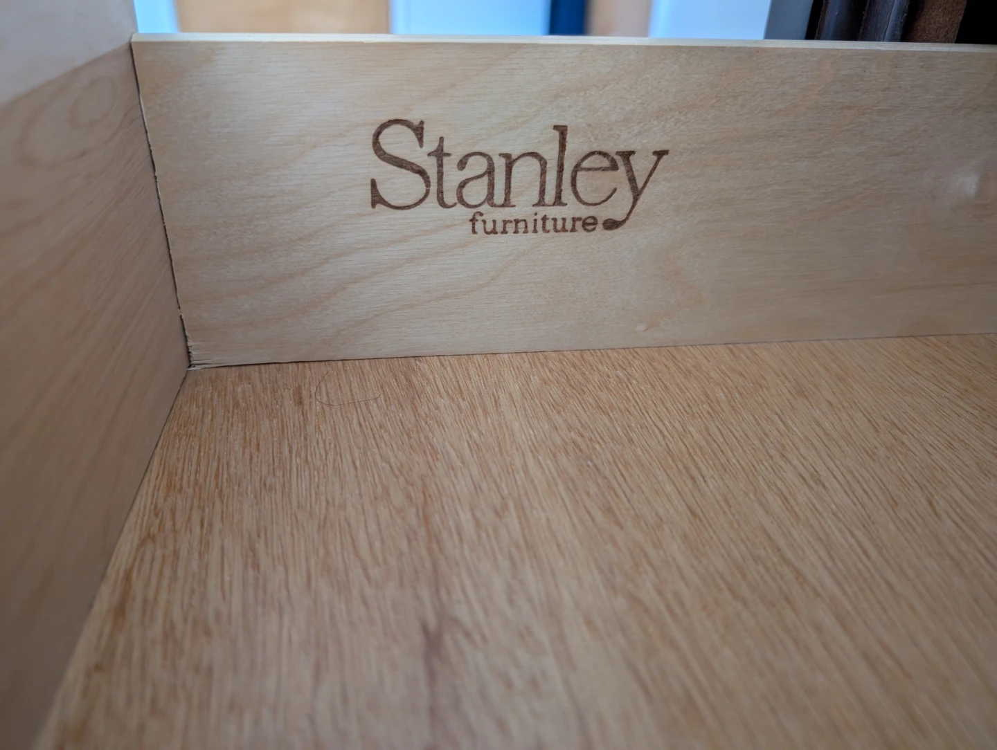 Stanley Furniture Dark Wood Dresser - photo 2