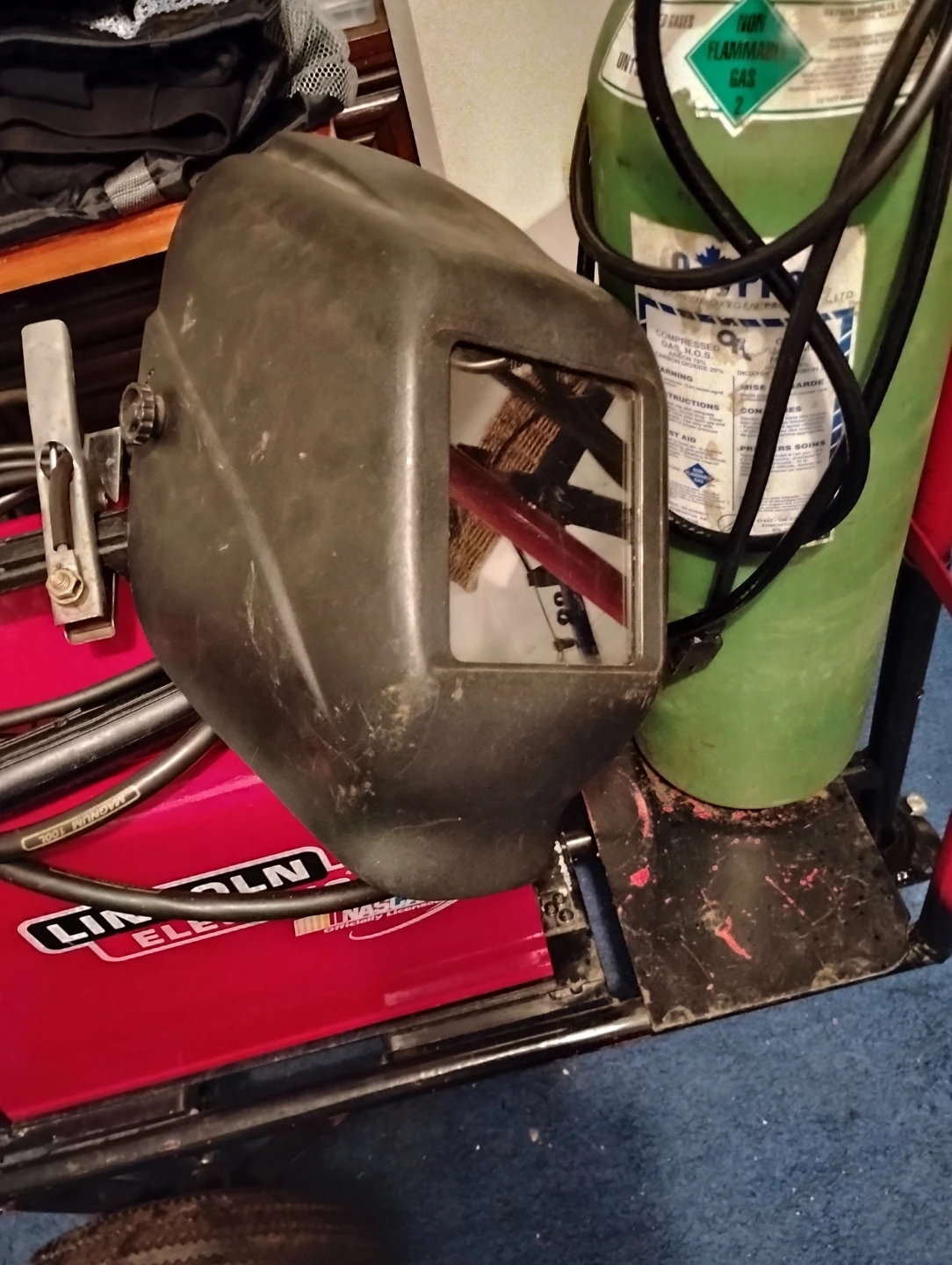Lincoln Electric SP-135T Welder with argon gas cylinder - photo 3