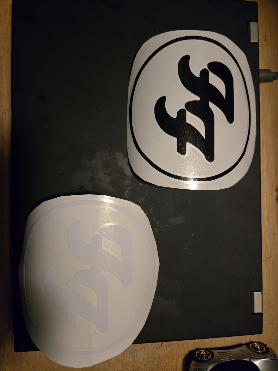 Couple decals - photo 2