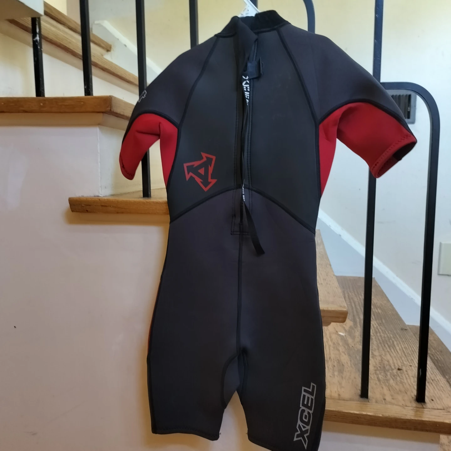 XCEL Kids Shorty Wetsuit Size 10 - photo 2
