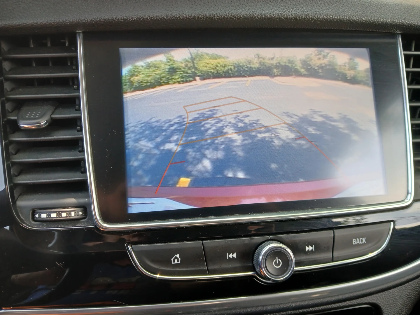 Red Buick Encore SUV - photo 2