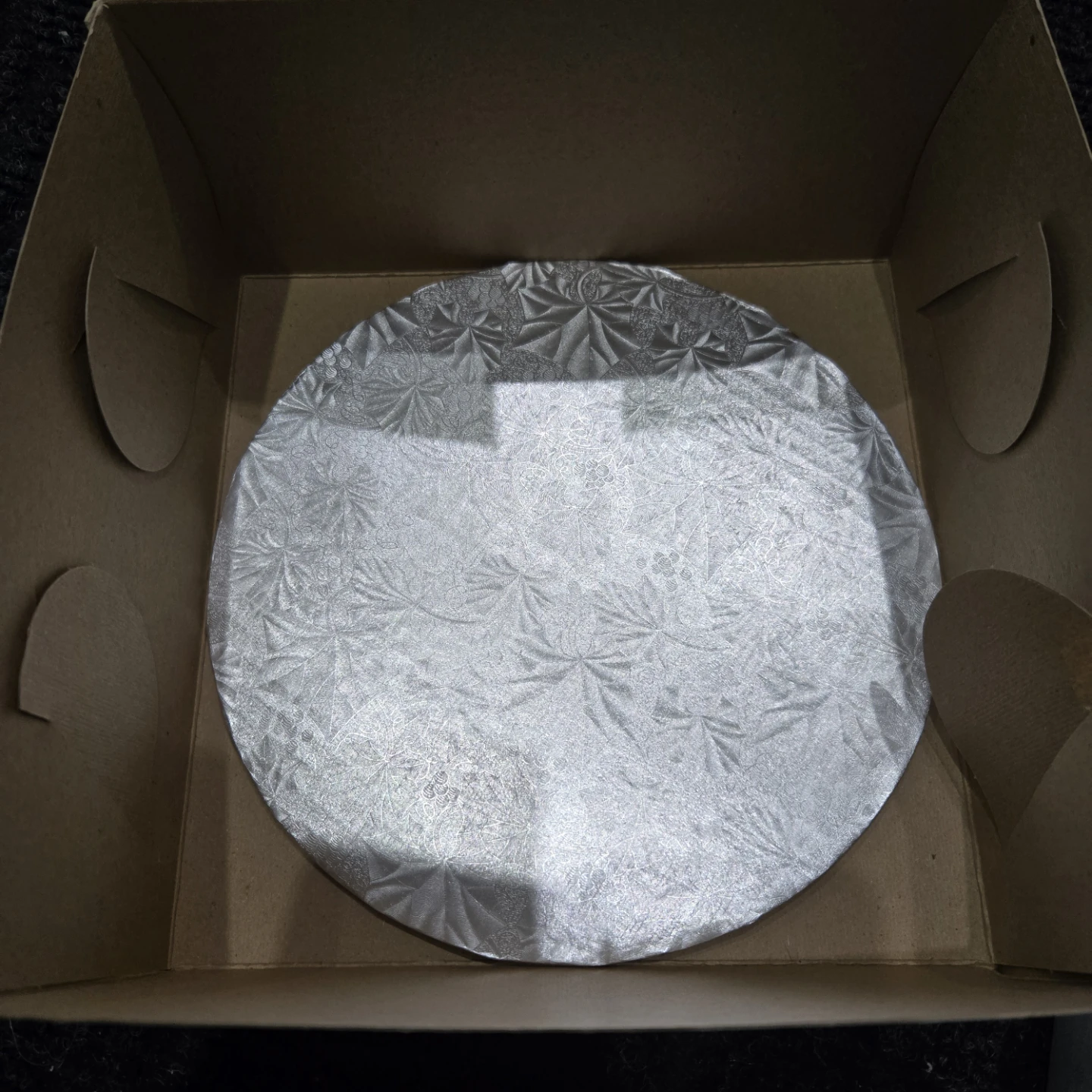 Four Cupcake Boxes and Cake Board - photo 4