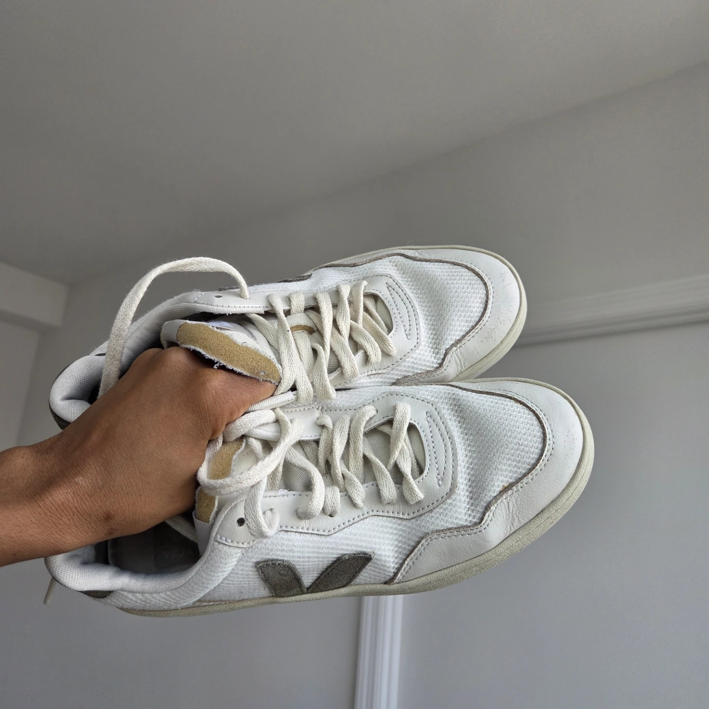 Veja V-90 Sneakers Mesh White/Khaki