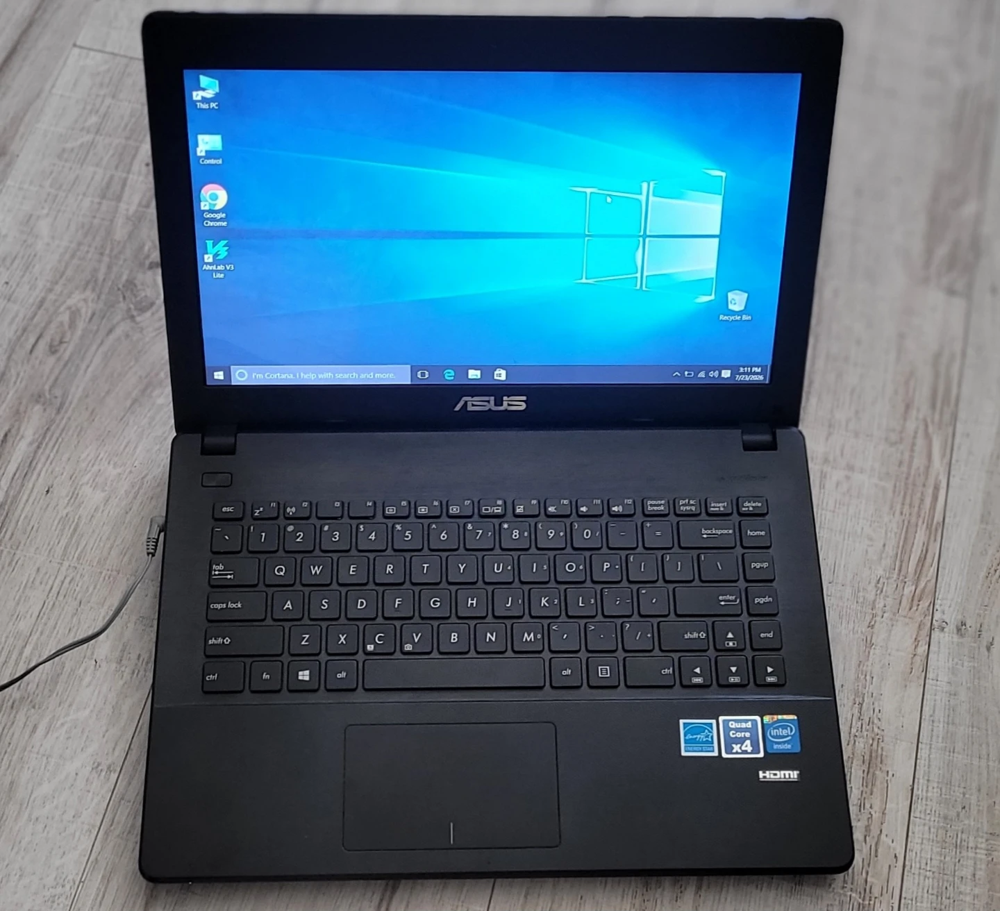 ASUS Notebook Computer - photo 4