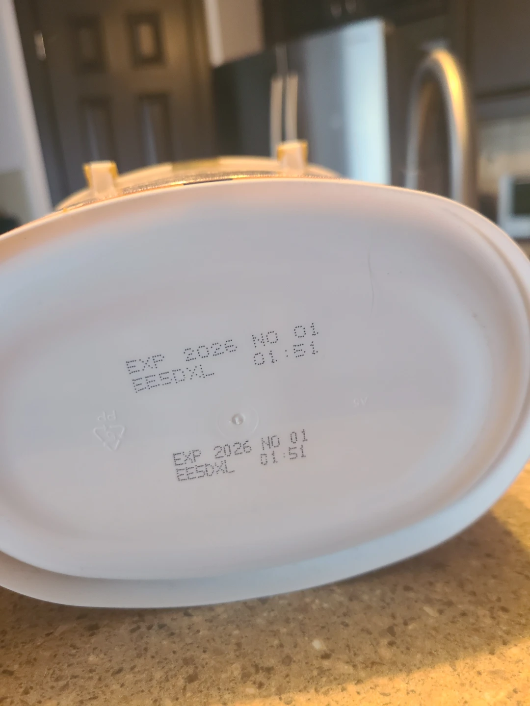 Similac, Good Start, and Enfamil Baby Formula (3 cans) - photo 4