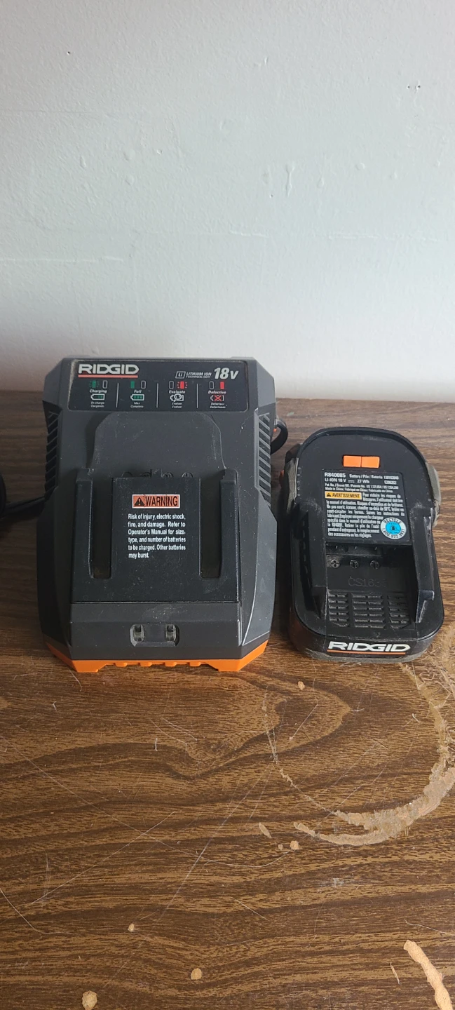 Ridgid Genuine OEM AC840085 1.5 Amp Hour 18V Compact Battery - photo 2