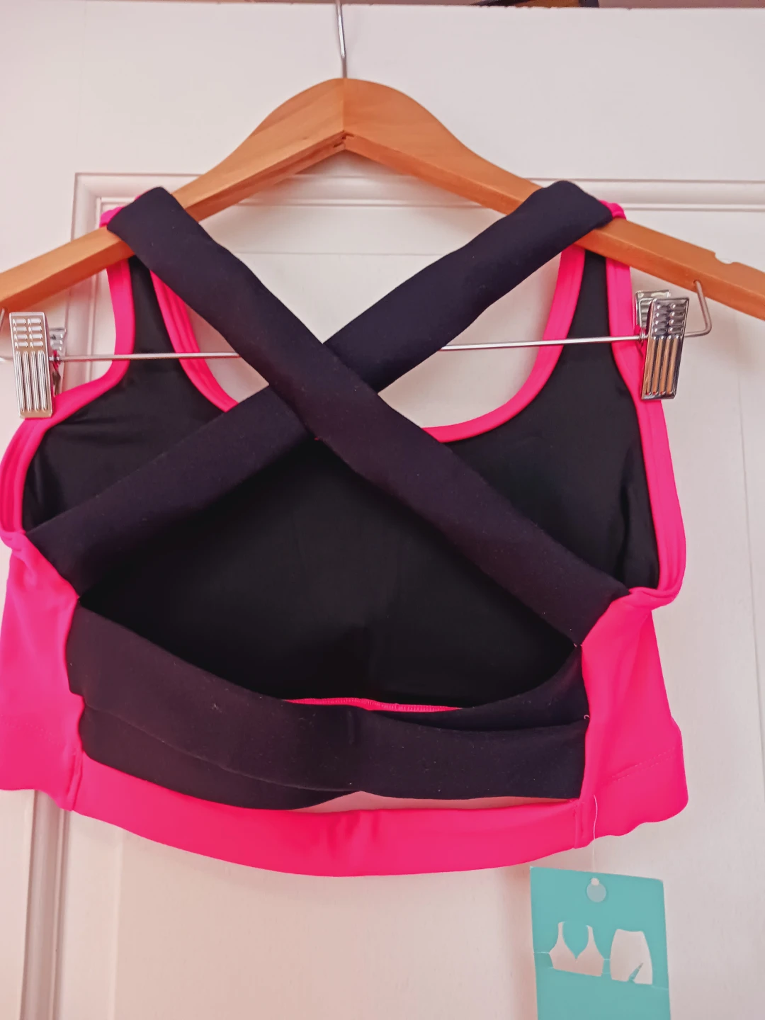 New !!!  Hypnotize 🔥Hot Pink Sports Bra. M. - photo 4