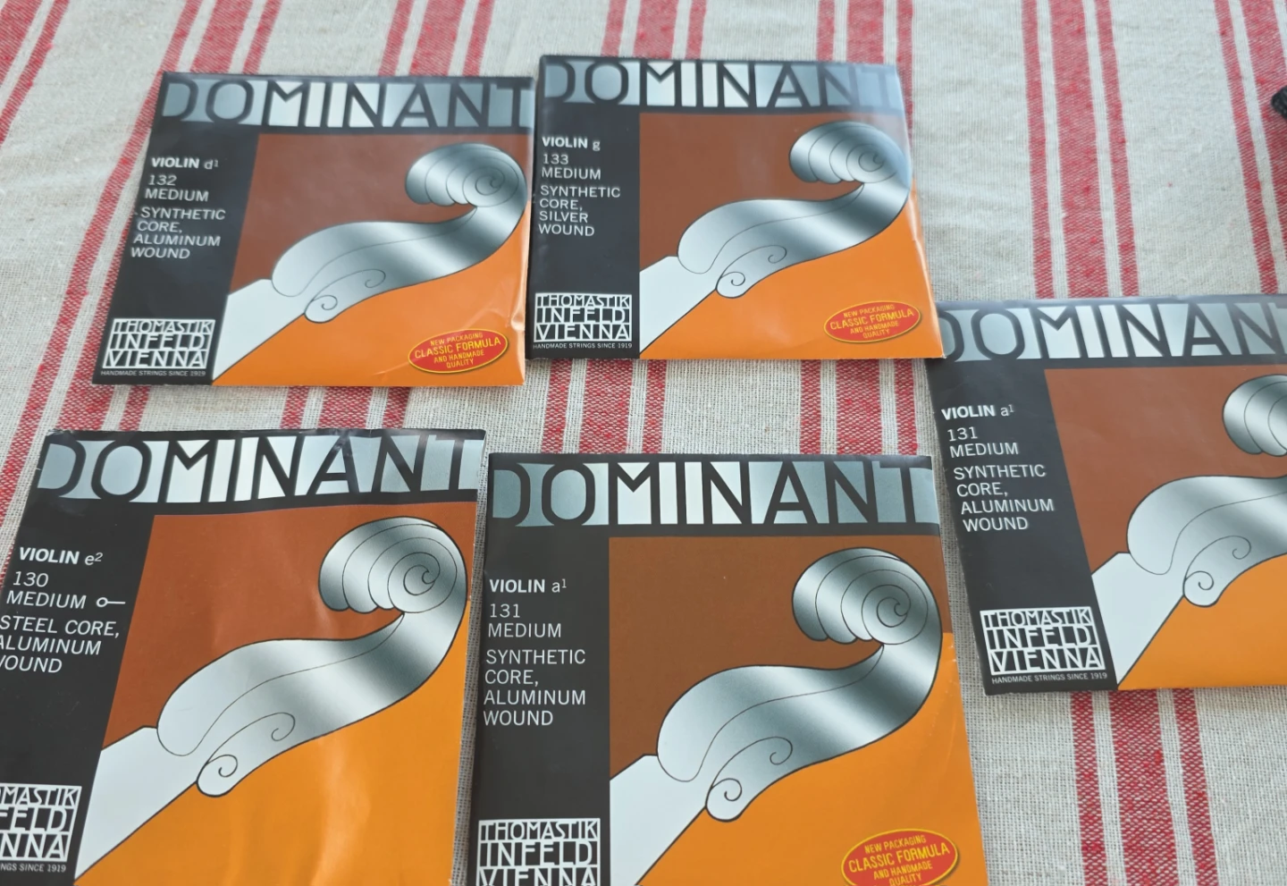 Dominant Violin Strings (130, 131, 132, 133 Medium)
