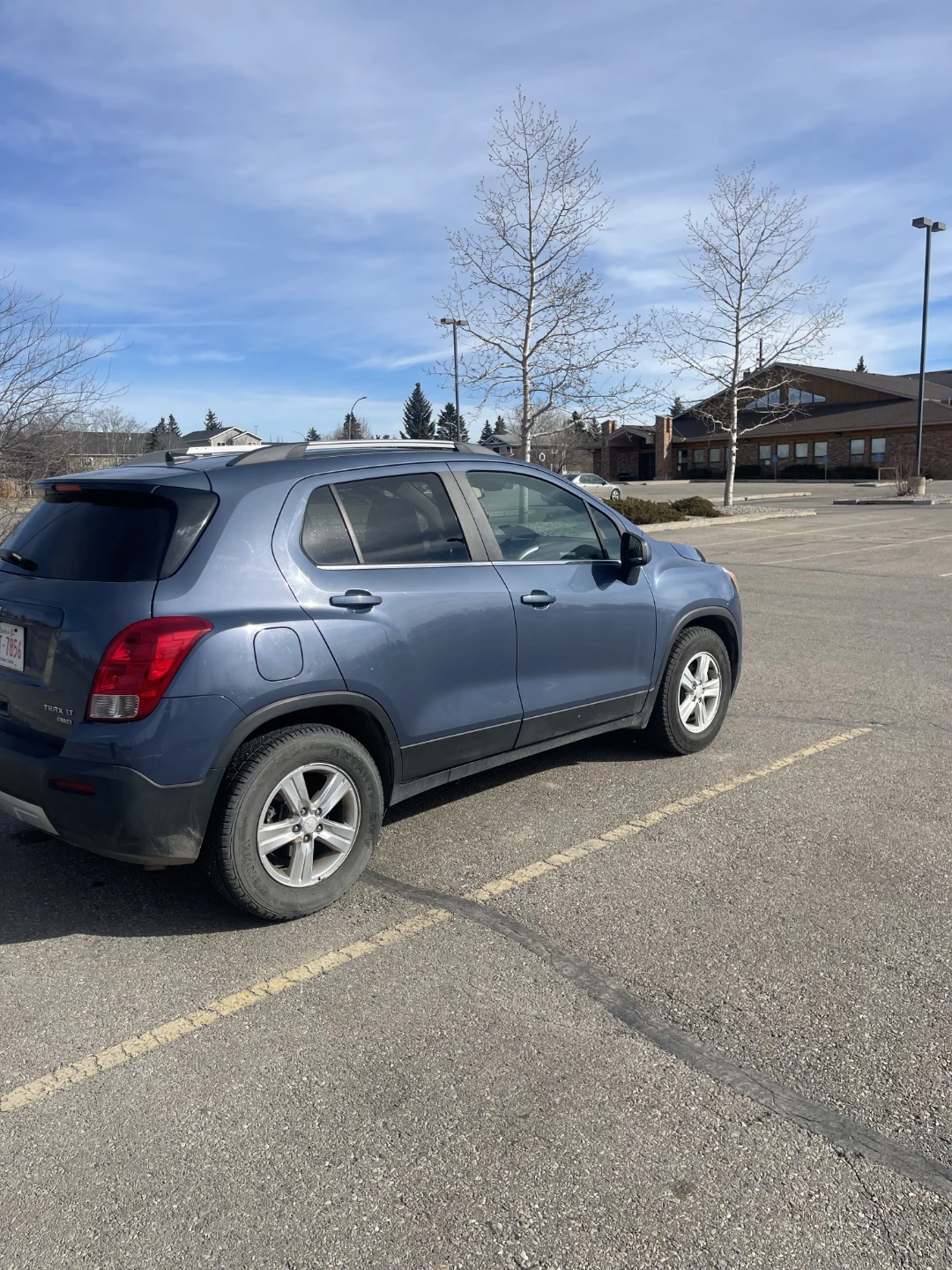 Blue Chevrolet Trax LT  AWD SUV - photo 3