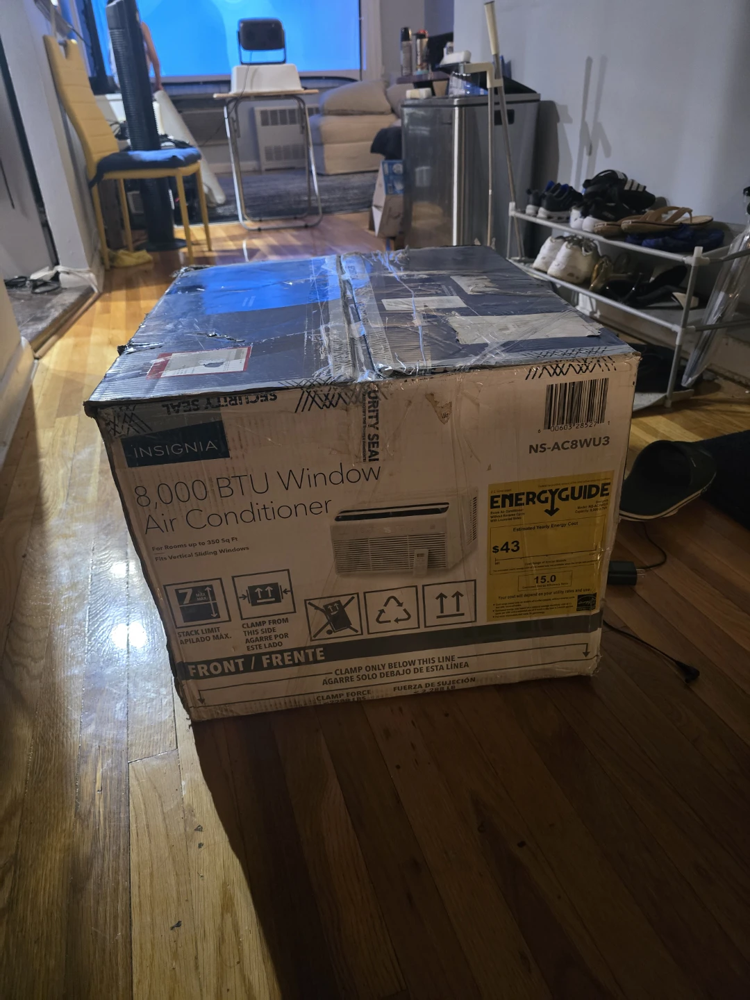 Insignia 8,000 BTU Window Air Conditioner - photo 3