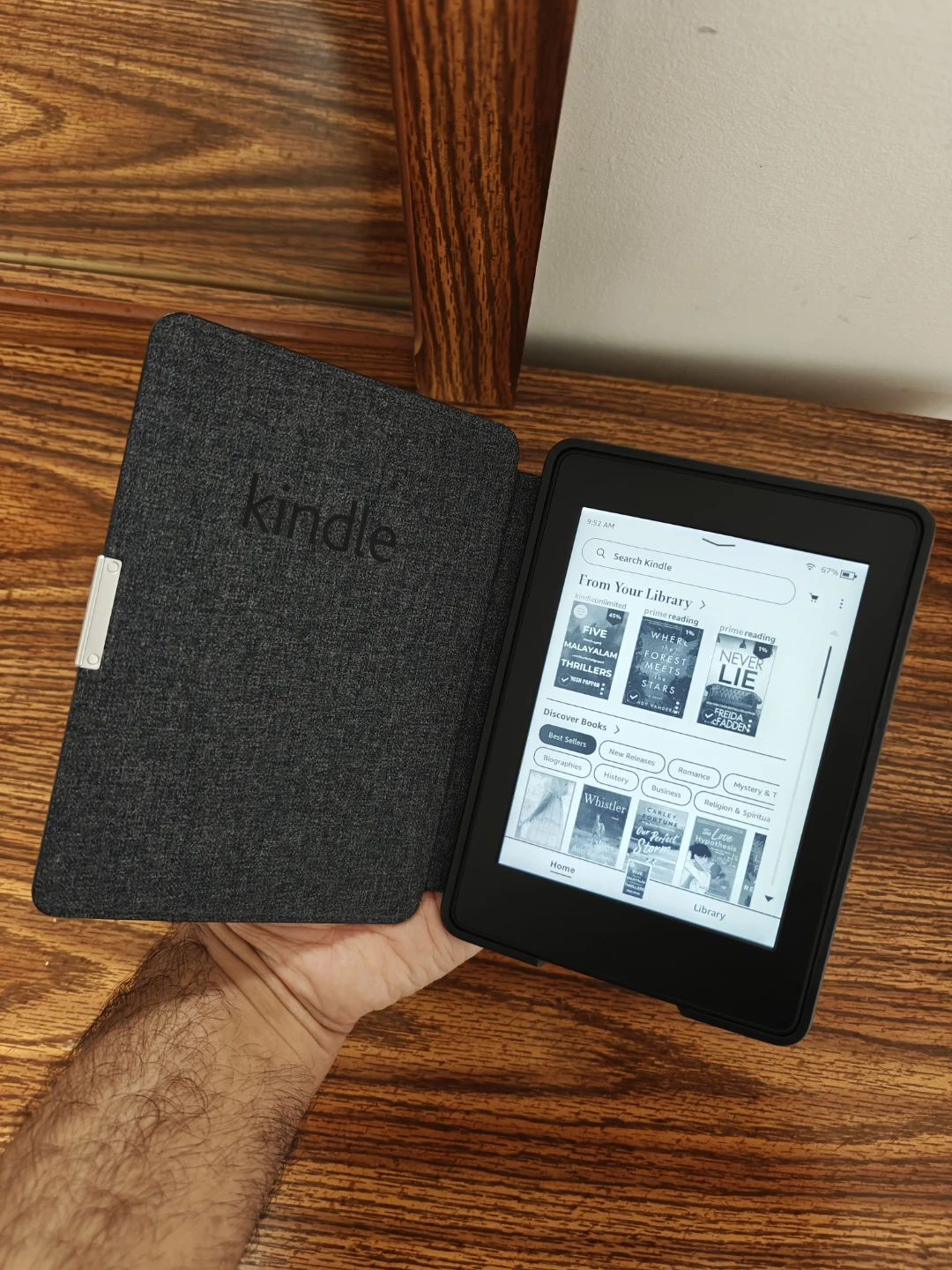 Kindle 7th Gen-With CASE- Both Like new- Mint condition - 65 OBO