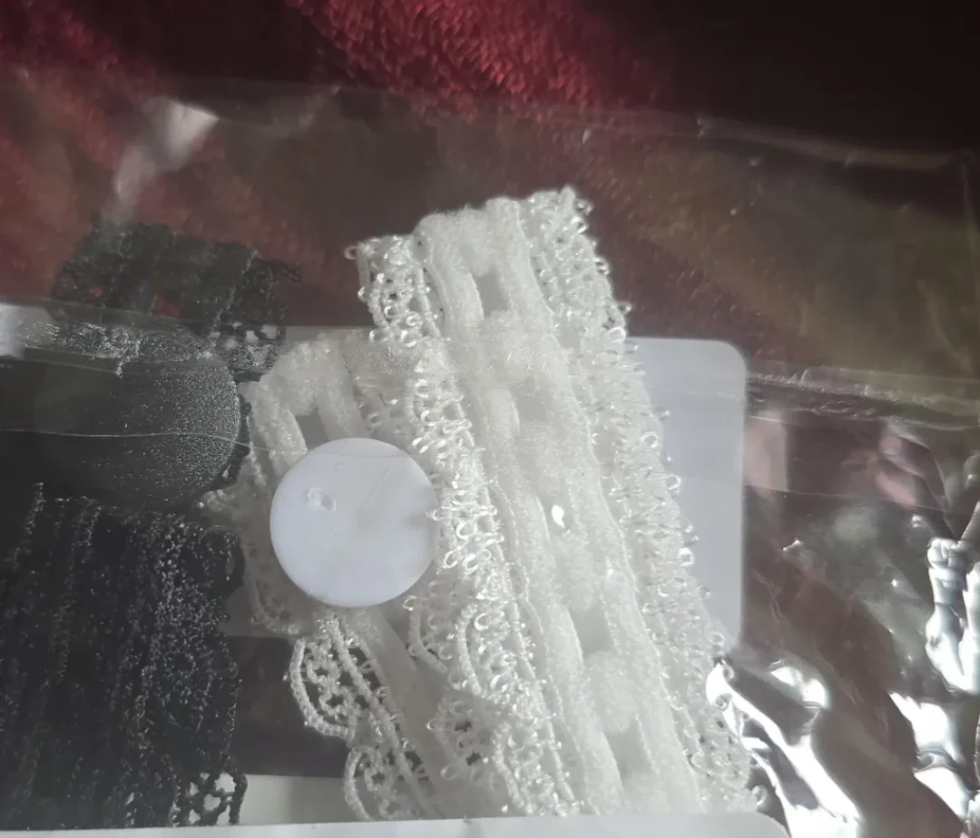 2pcs Lace Cuff Fixation Straps (1 White, 1Black)