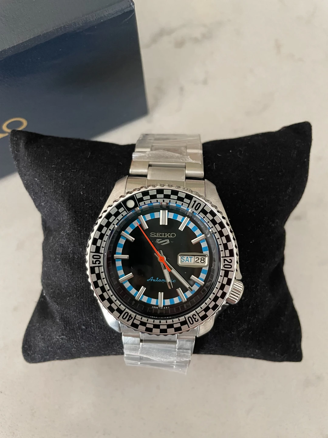 Seiko 5 Sports Special Edition (4R36) 24 Jewels - with Box - photo 2