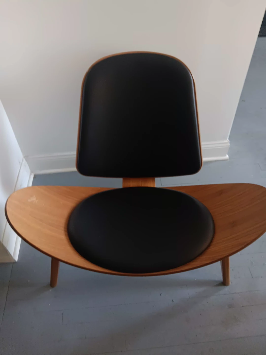 Black and Wood Lounge Chair - photo 5