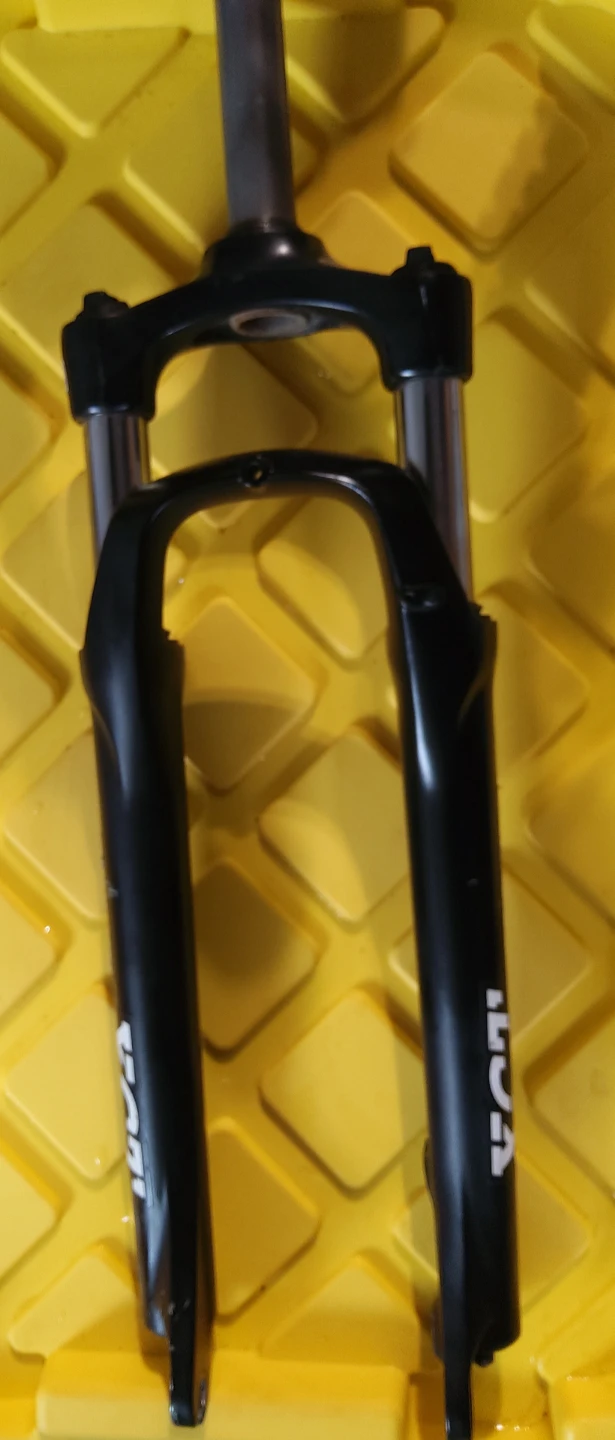 SR Suntour XCT Suspension Fork - photo 2