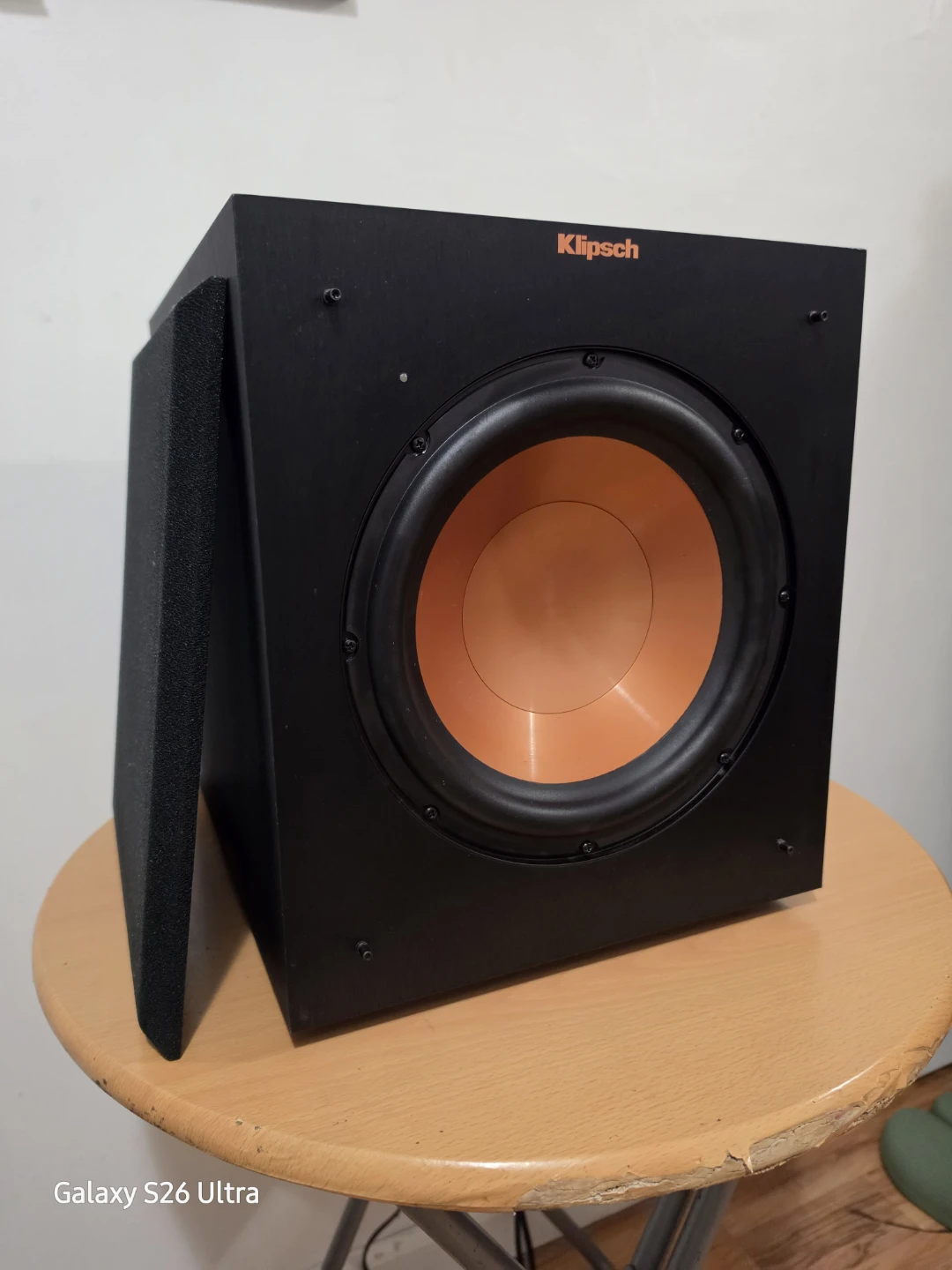 Klipsch R-10SW 300W Compact Front Firing Subwoofer - Black - photo 2