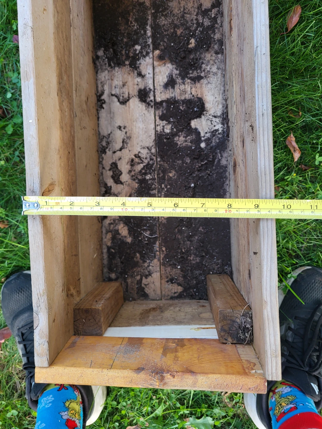 Two Basic Wooden Planter Boxes - photo 5