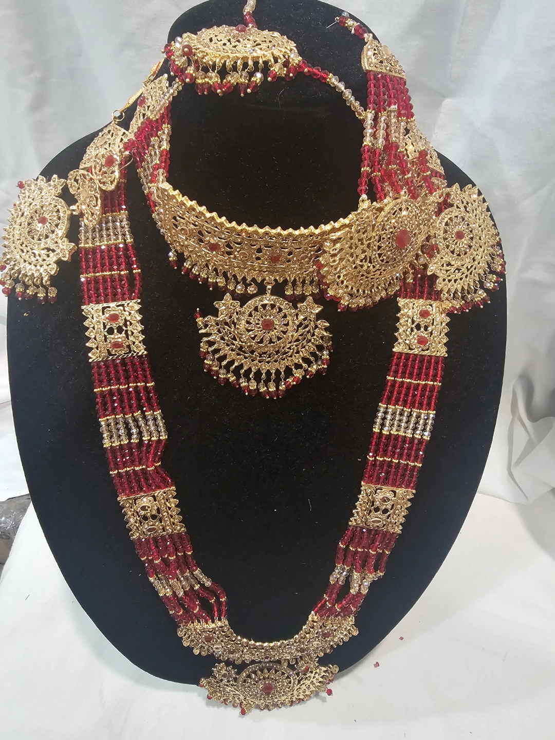 Bridal Jewelry Set - Red and Gold / White and Gold