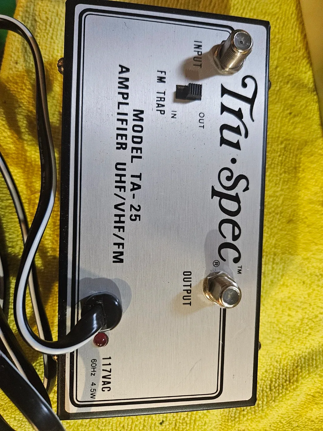 Tru-Spec Amplifier UHF/VHF/FM Model TA-25 - photo 4