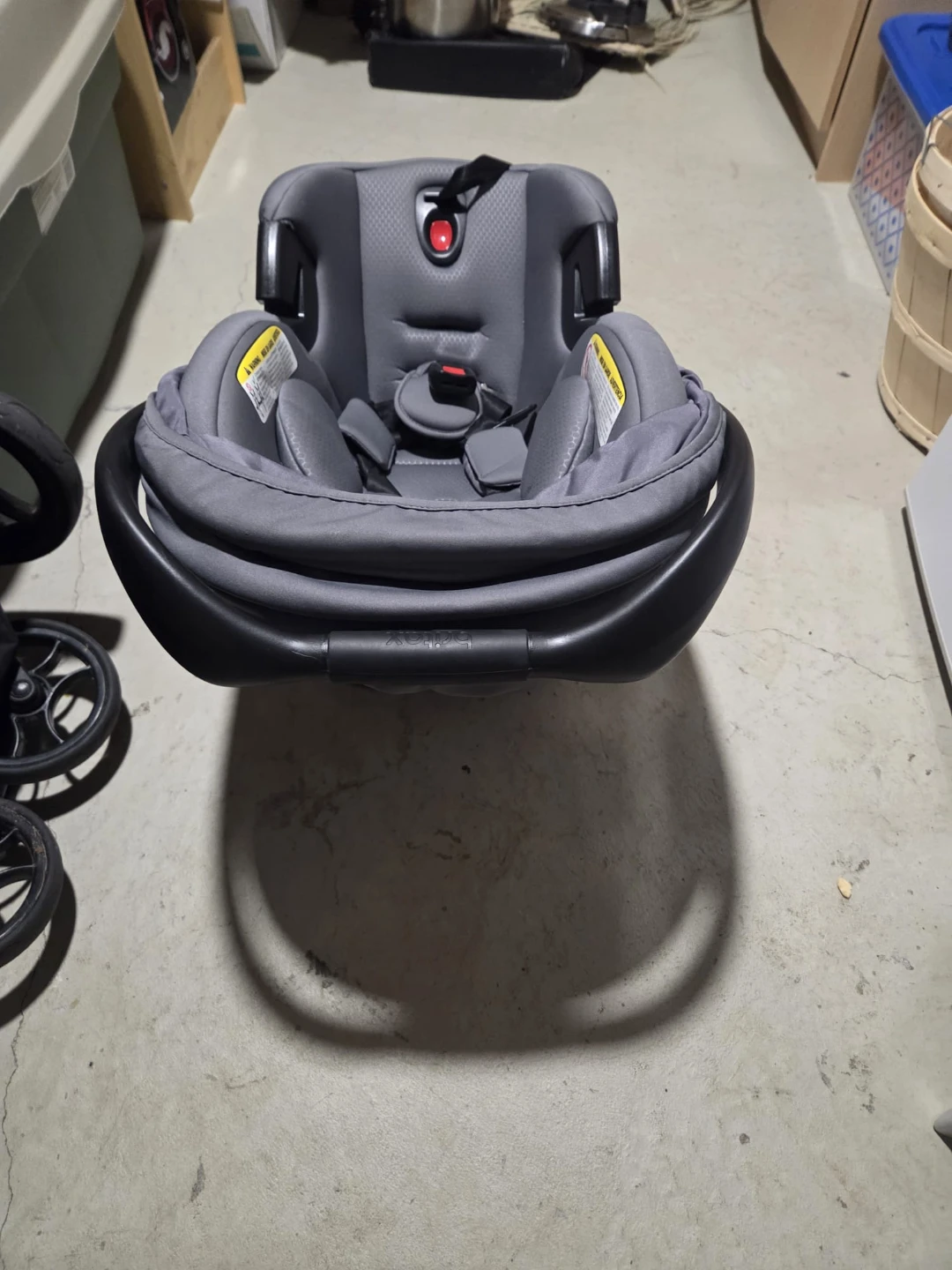 Britax Car Seat - photo 2