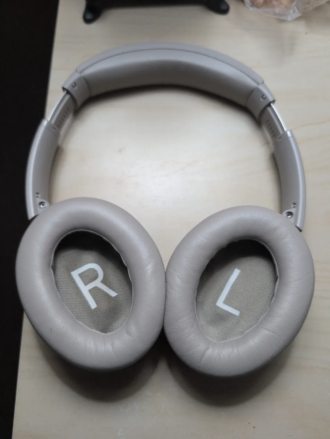 Bose QuietComfort 45 Headphones - photo 4