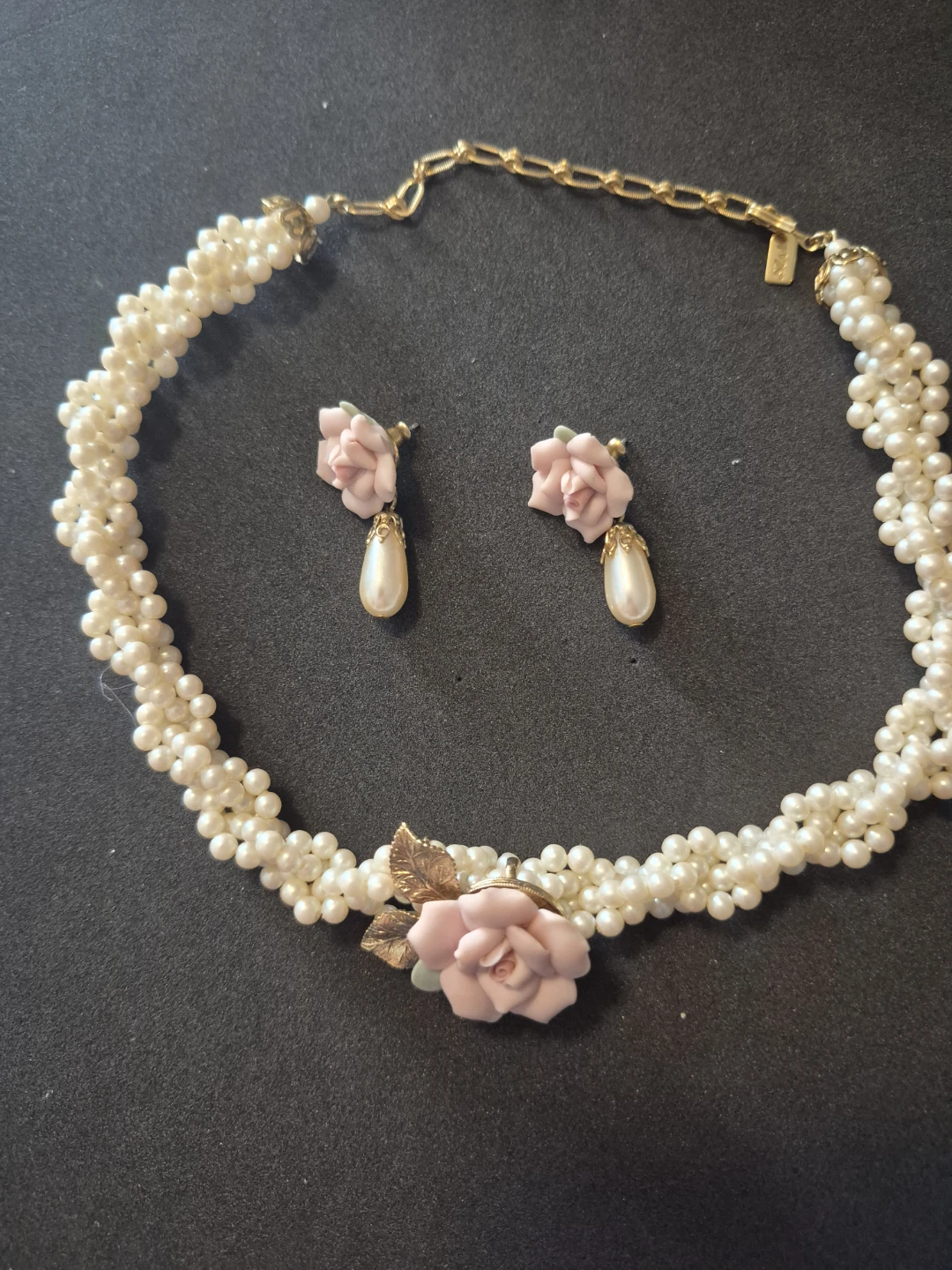 1928 Pearl Rose Necklace & Earring Set