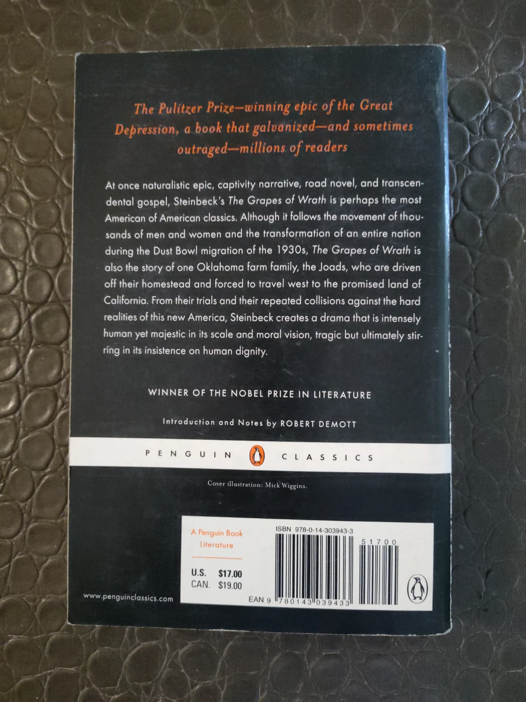 The Grapes of Wrath by John Steinbeck - Penguin Classics - photo 2