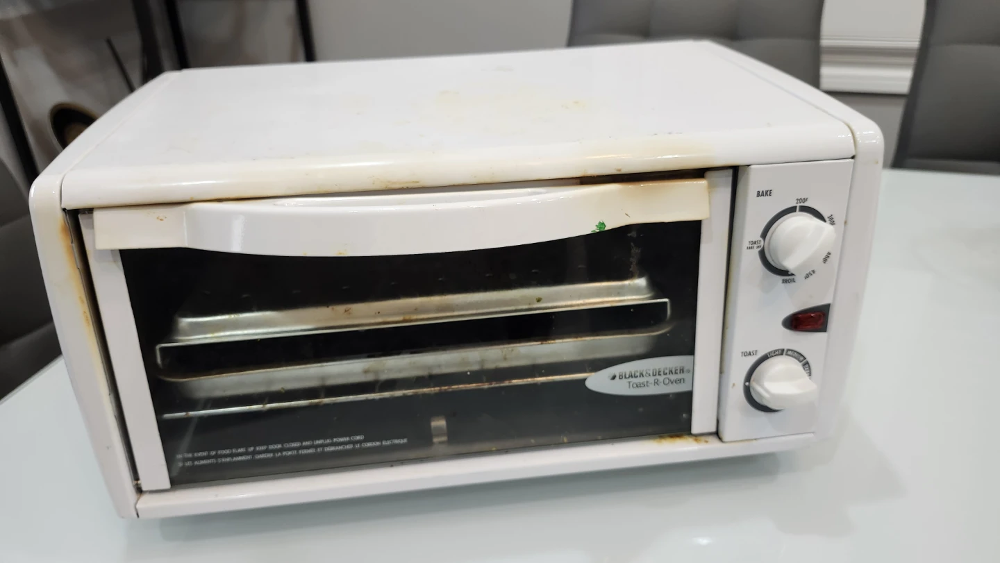 Black & Decker Toast-R-Oven