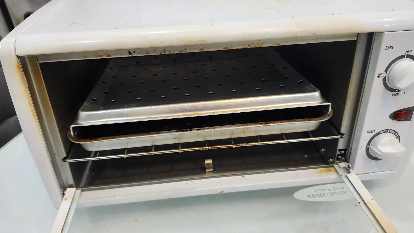Black & Decker Toast-R-Oven - photo 3