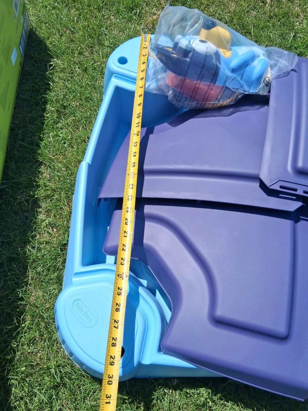 Little Tikes Bluey Beach Day Sandbox with Accessories - photo 5