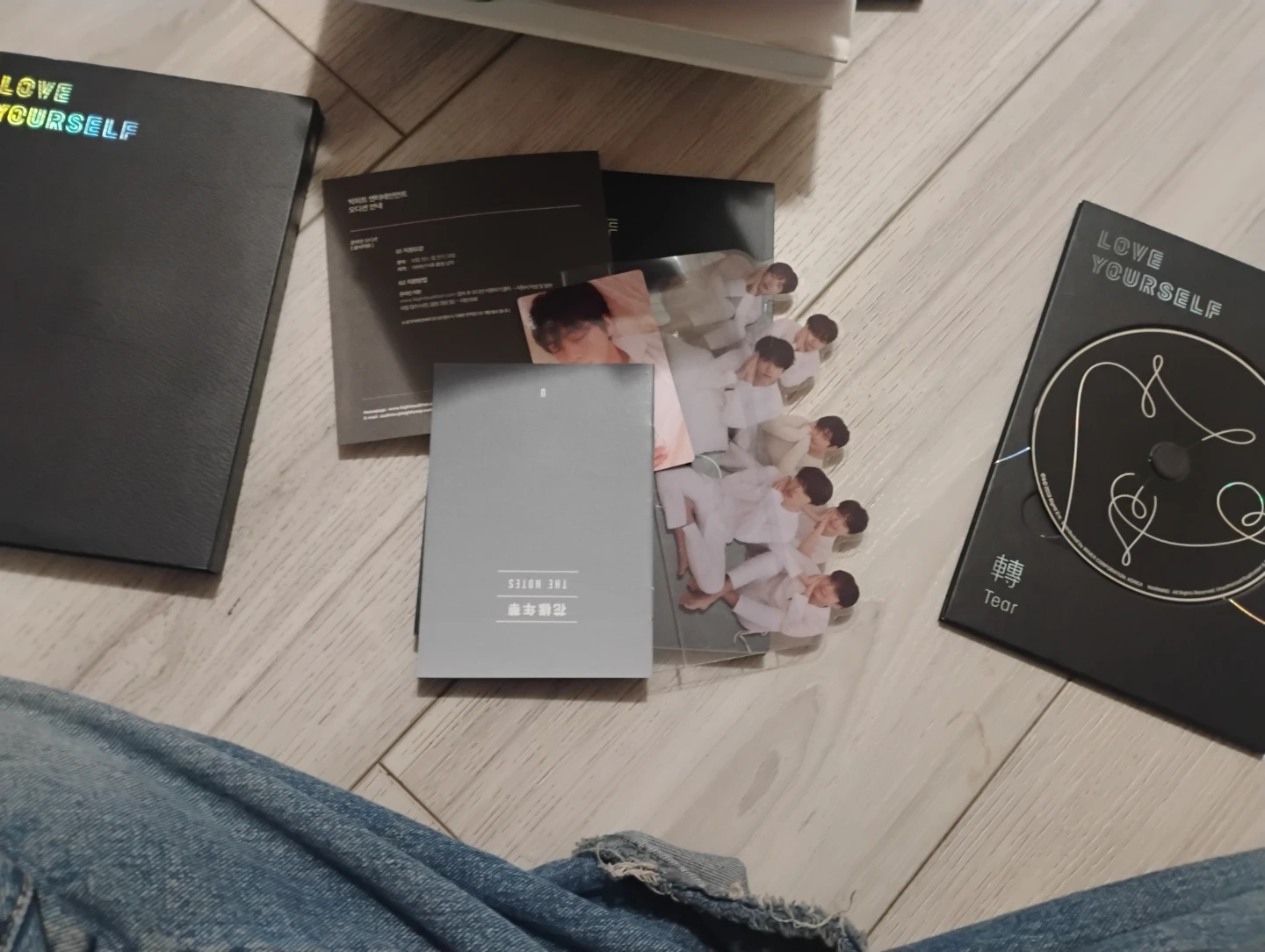 BTS LOVE YOURSELF Tear Album - photo 2