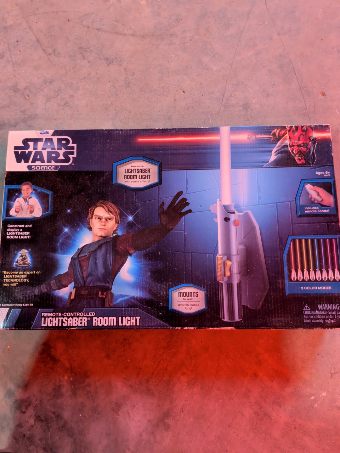 Star Wars Science Remote-Controlled Lightsaber Room Light