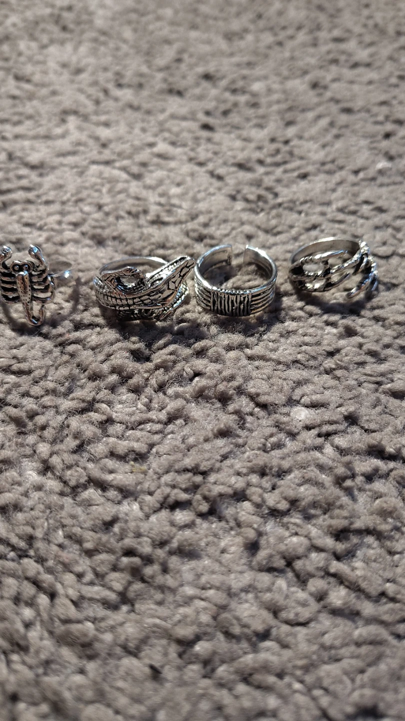 Set of Assorted Themed Rings - photo 4