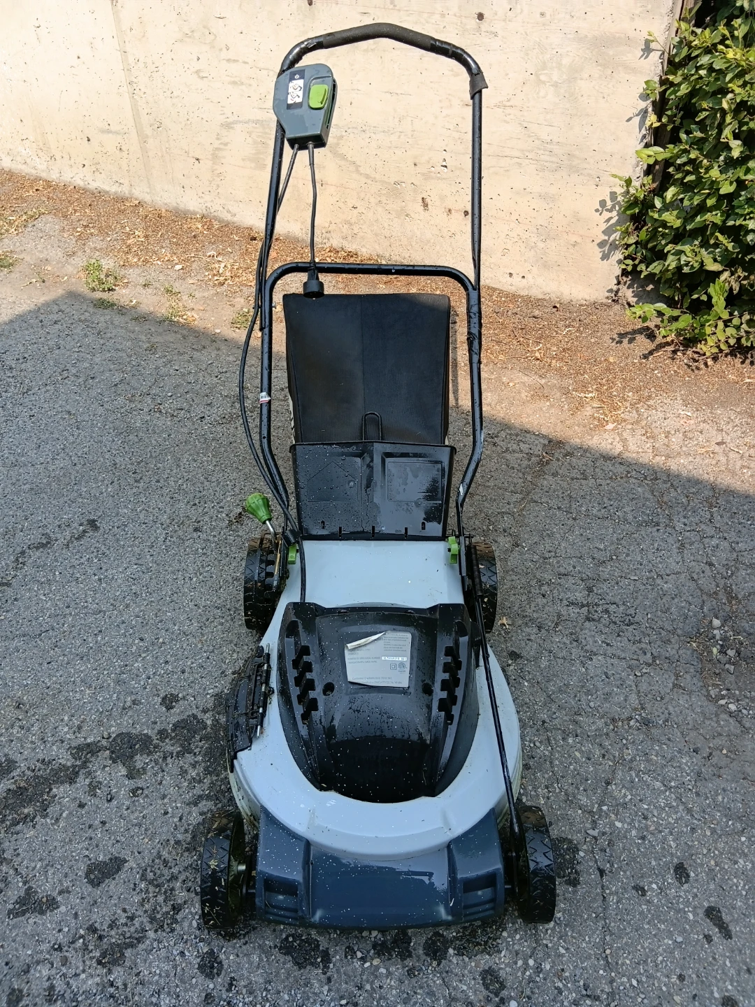 Haussmann Compact 19" Electric Lawnmower & Bag - photo 2