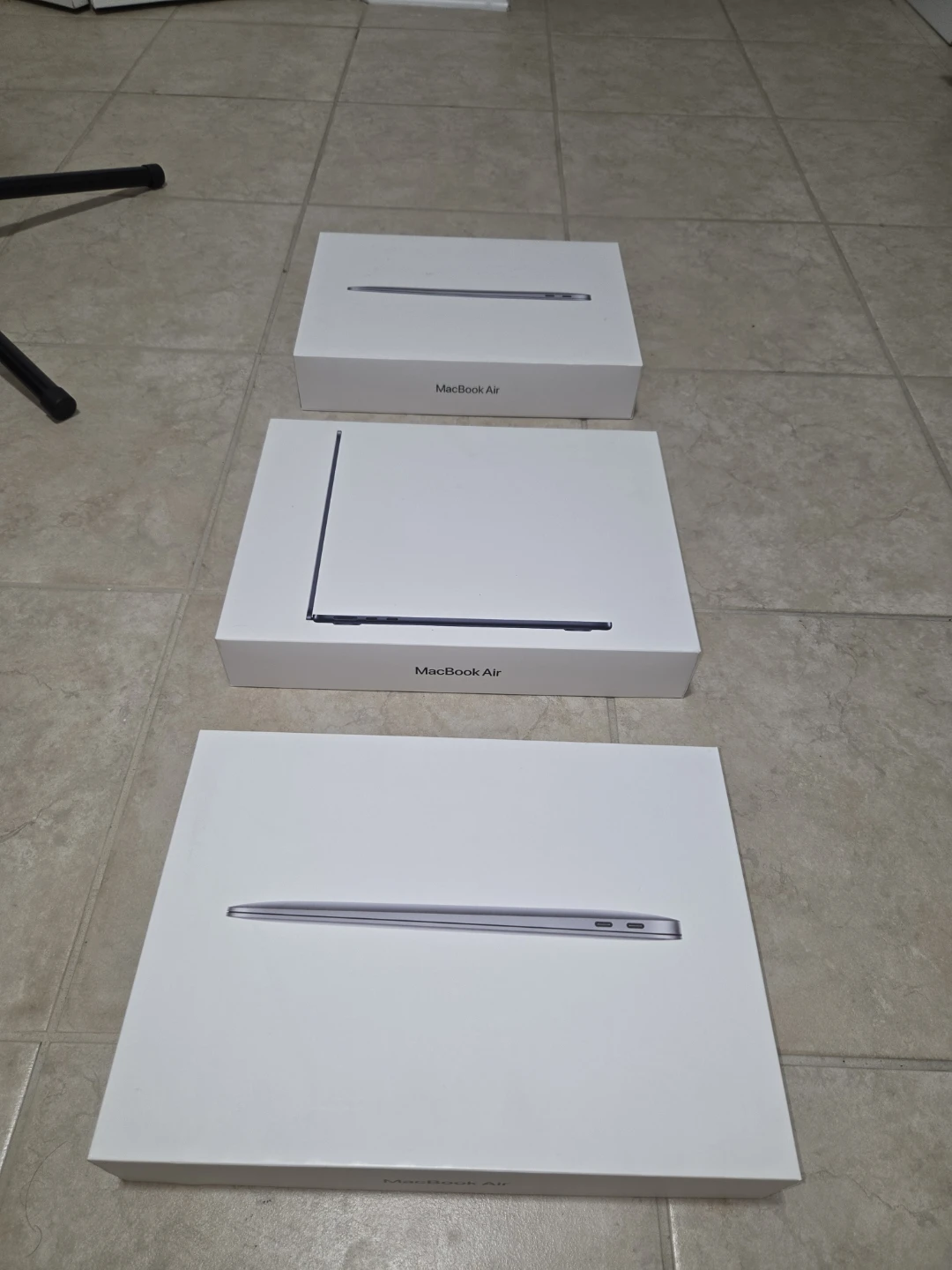 Apple MacBook Air boxes