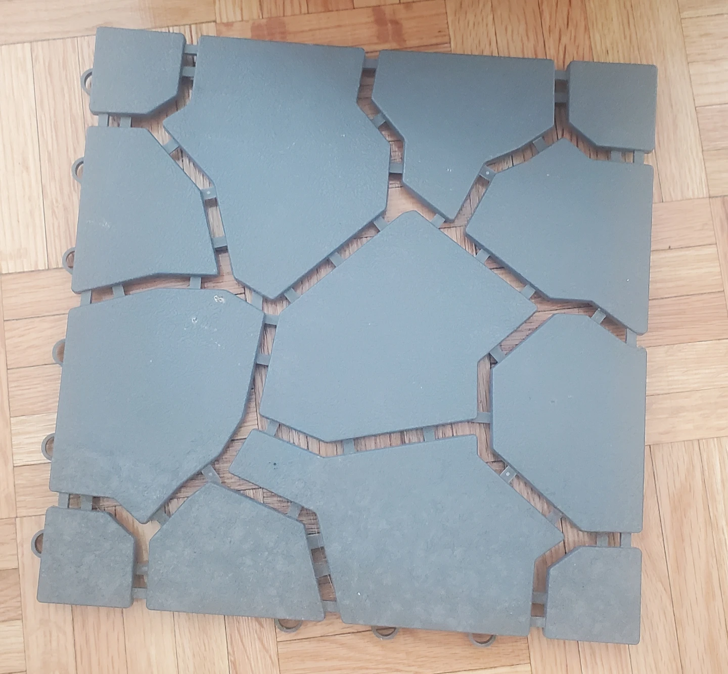 Grey Interlocking Patio Tiles - photo 2