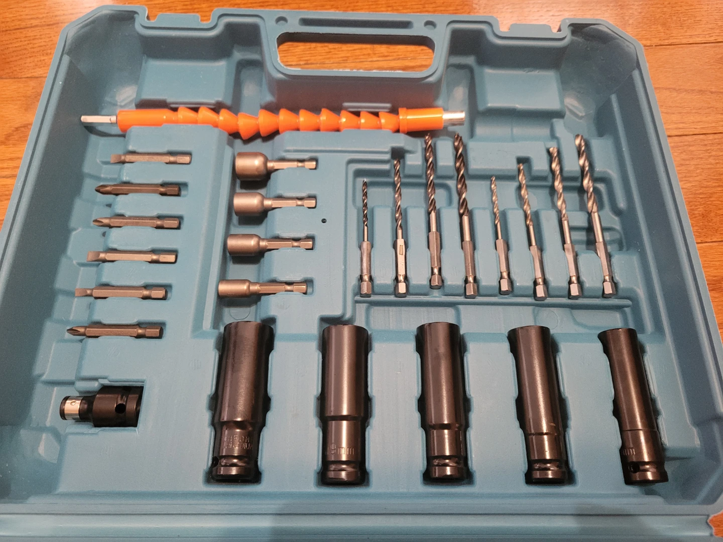 NEW Cordless Impact Wrench Set with Batteries and Accessories - photo 2