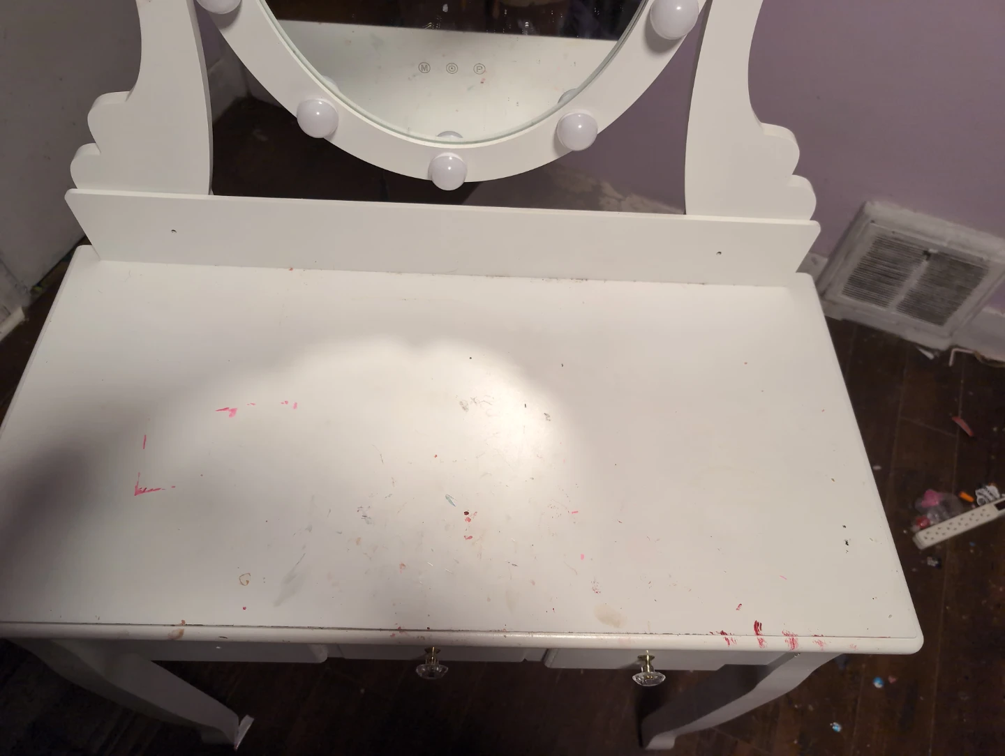 White Vanity Table with Light-Up Mirror - photo 2