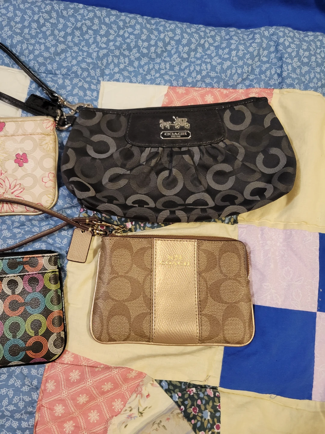 Coach & Danier Wristlets - Bundle of 5 - photo 2