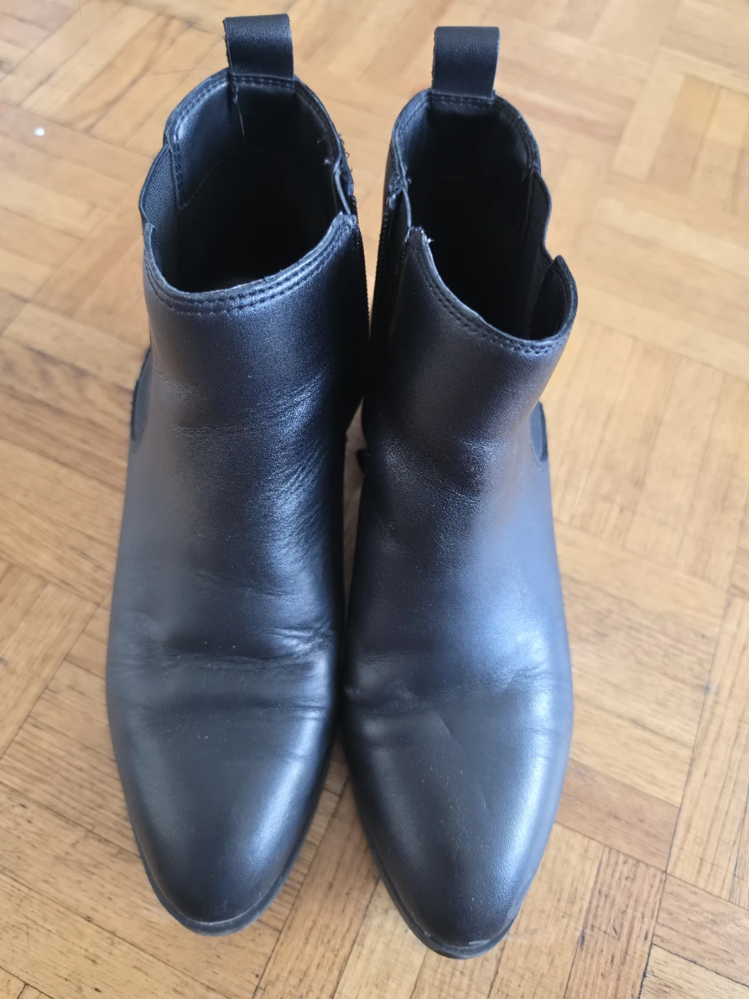 ALDO Black Chelsea Boots - Women's Size 7