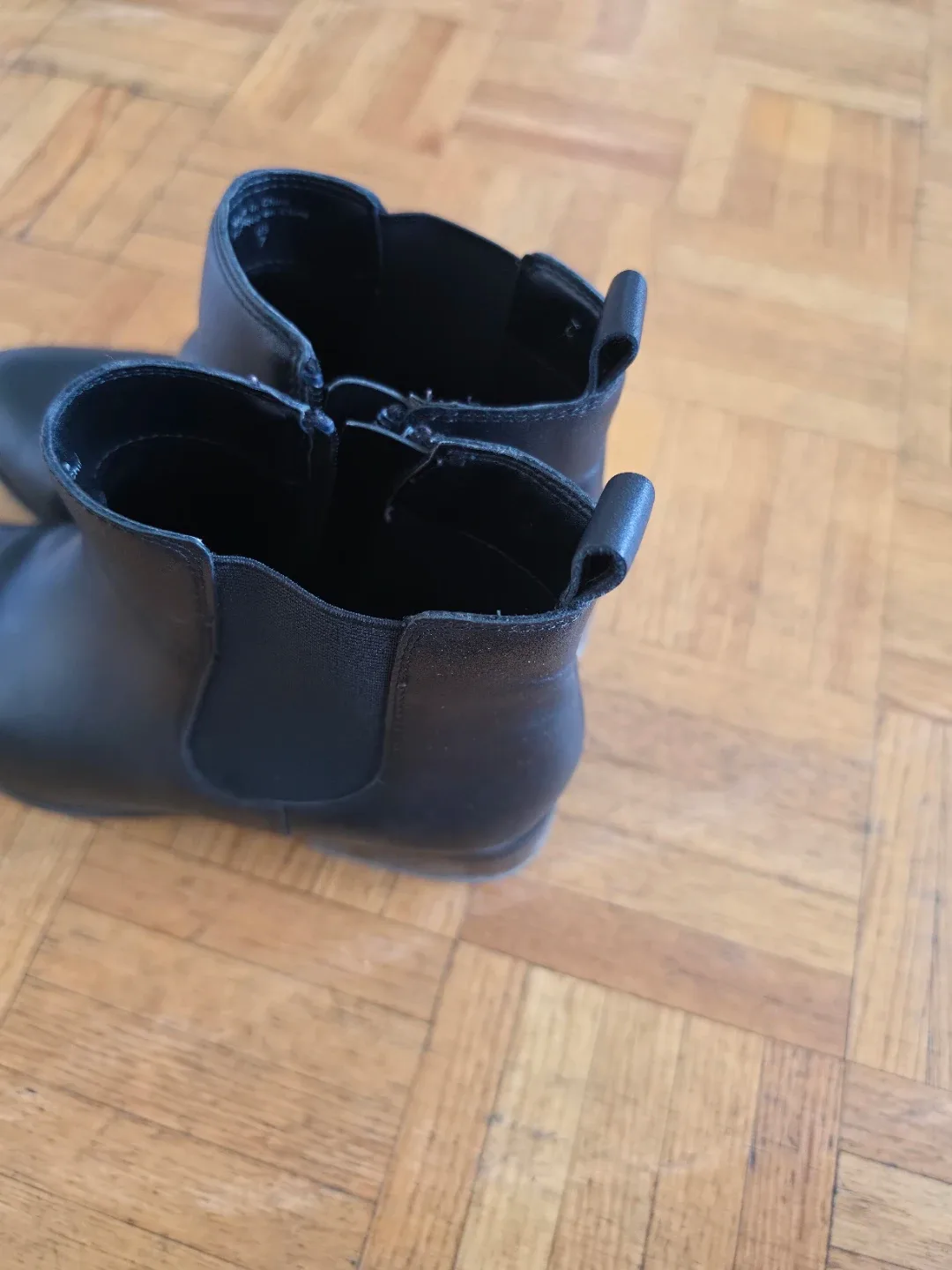 ALDO Black Chelsea Boots - Women's Size 7 - photo 2